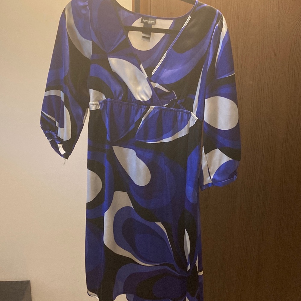 Bisou Bisou Blue and White Abstract Midi Dress